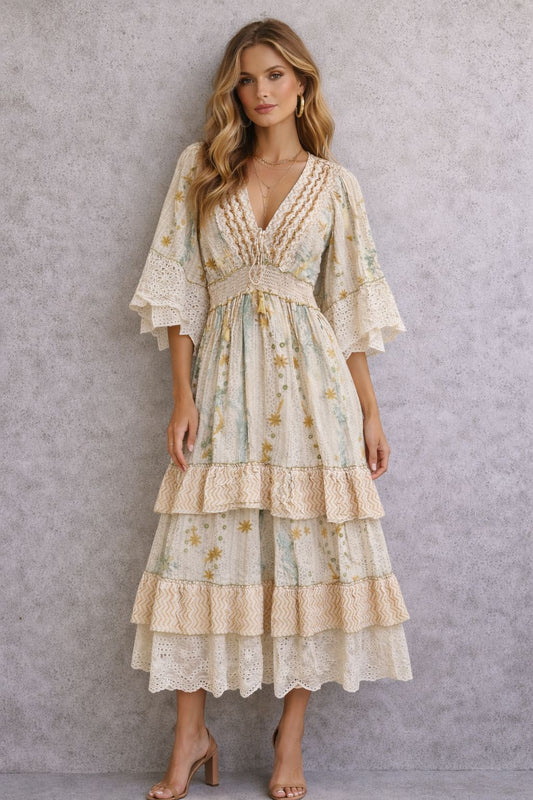 Maxi dress with short sleeves and embroidery